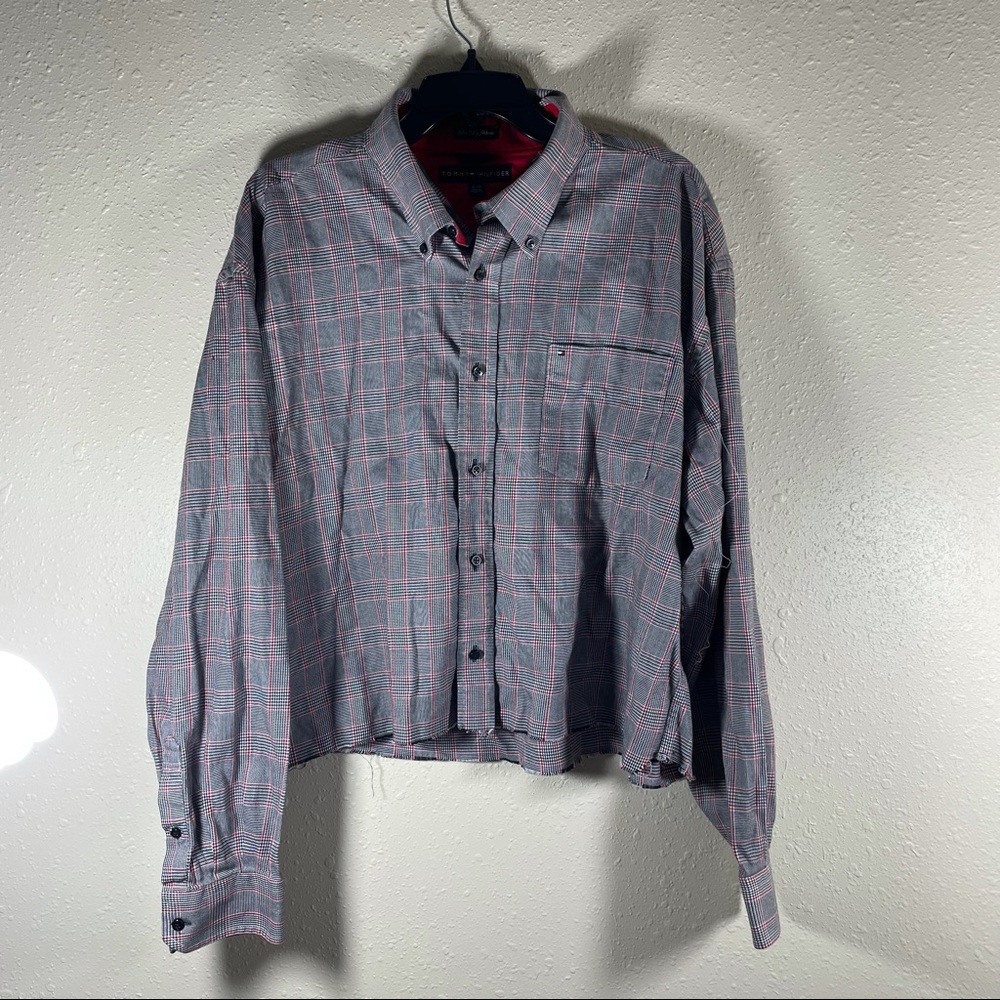 Tommy Hilfiger XL 80s 2 ply fabric Burberry design with fray hem, button down